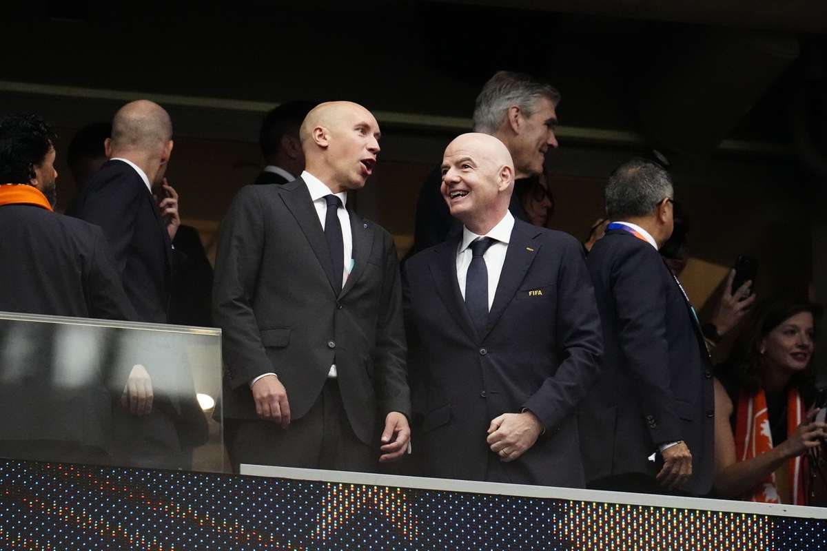 瑞典、威尔士、塞尔维亚相继撤回对因凡蒂诺连任支持,英足总或跟进