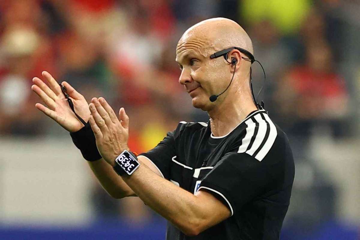 前英超名哨安东尼·泰勒加盟土耳其裁判委员会,担任精英裁判总监