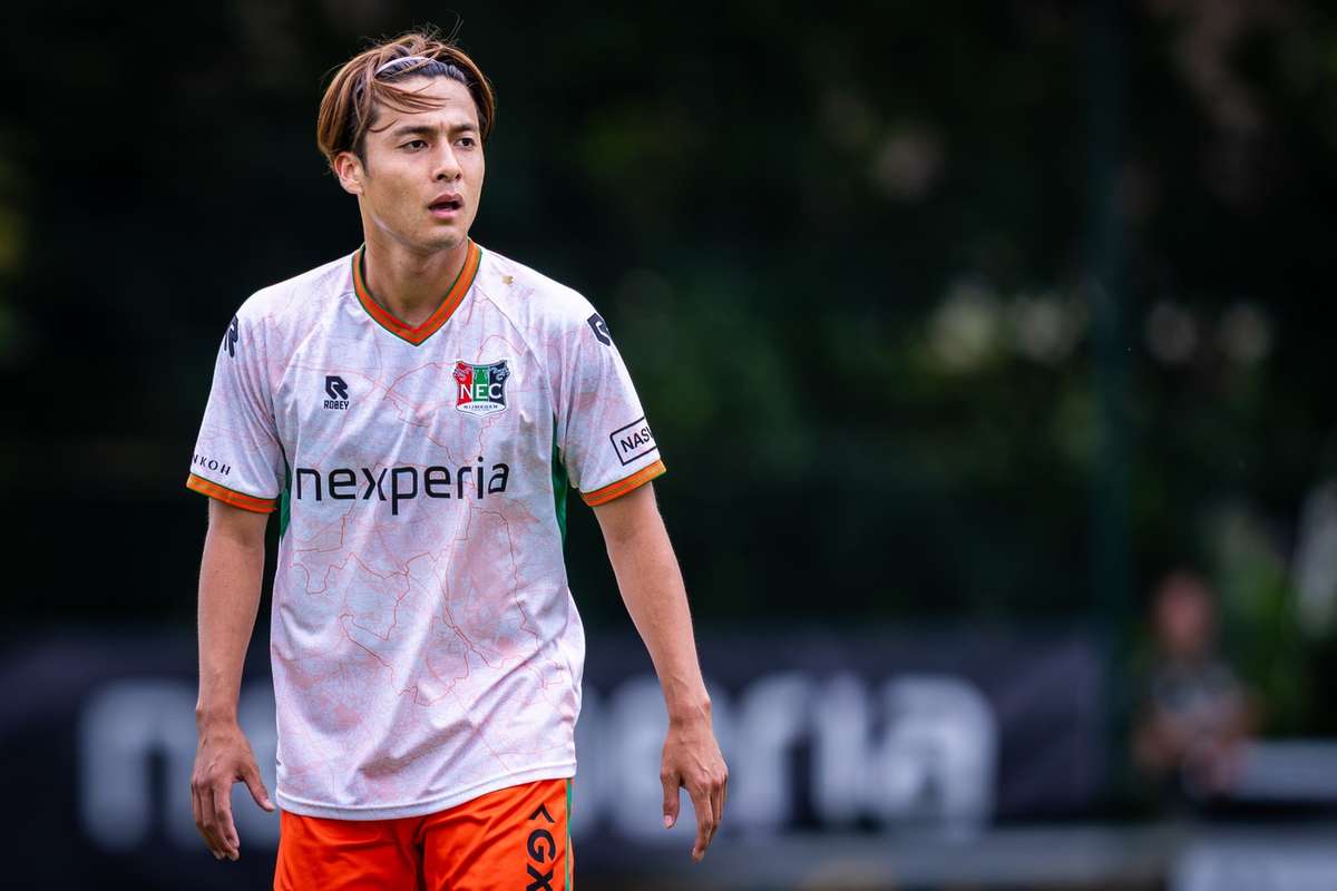 官方:NEC中场佐野航大加盟PSV,拒绝出战欧冠资格赛