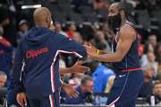 哈登连续1000场送助攻 NBA历史第4人&前3人为斯托克顿&保罗&佩顿