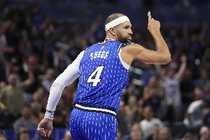 NBA杯战尼克斯！萨格斯：势均力敌的较量 对我们是不断成长的机会