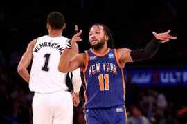 加班！马刺和尼克斯会师NBA杯决赛！两个队都得打83场常规赛