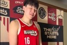 你觉得自己今天个人表现如何?杨瀚森:No bad!So So?