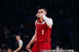 多了个罚球？杨鸣遭驱逐回合陈盈骏共获得6次罚球