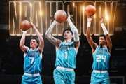 万箭穿心！黄蜂上半场三分31中18 追平NBA半场三分命中数纪录