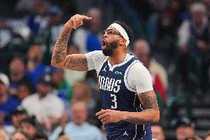 明天独行侠客战76人 浓眉大概率出战比赛 克莱出战成疑