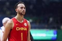 中国男篮首位归化球员！NBA官网：李凯尔的国籍已经更改为美国籍