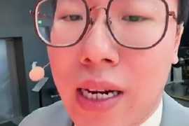解说：马刺是不把雷霆摸透了 后者的缺点三分不好&传控不好