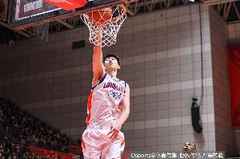 媒体人:徐昕表现足够强硬&沉稳 另一位高塔刘传兴则相形见绌