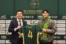 铁腰到位！德转显示，浙江签朴镇燮转会费为102万欧