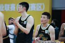 媒体人：胡金秋和孙铭徽的配合朴实无华 有点像斯托克顿和马龙