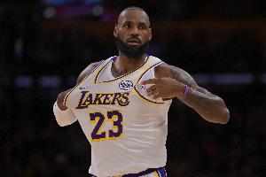 距51000分还差166分！詹姆斯常规赛+季后赛总得分来到50834分