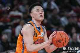 尽力了！李弘权10中7高效拿下19分5板2助1断