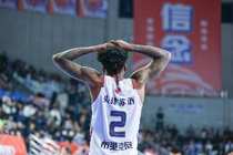 布莱克尼同伙曾发短信：世上只有死亡&税收&中国篮球是100%确定的