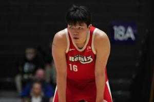 杨瀚森全明星首发投票：0媒体票+0球员票 球迷票104000张