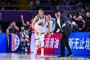 陈林坚:广厦可能有点轻敌 我们球迷呐喊助威也给到他们一点压力