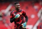 卫报:奥纳纳今夏要回曼联竞争一门,他相信自己会得到自证机会