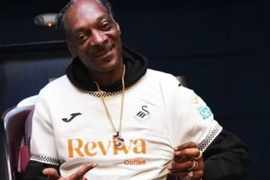 太阳报：去年和莫德里奇成斯旺西小股东，Snoop Dogg造访带来惊喜