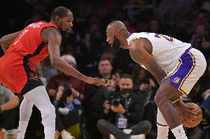 体育预测平台：快船进入附加赛概率98% 勇士93% 湖人25% 火箭12%
