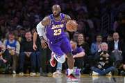 又一里程碑！詹姆斯生涯总篮板数超越罗德曼 升至NBA历史第23位！