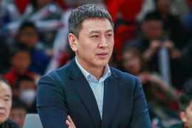 媒体人：王世龙付出输球的代价也要雪藏赵柏青和郭昊文 申明纪律