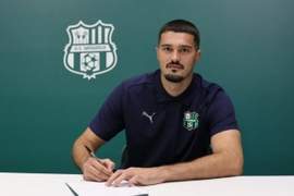 萨索洛门将:对方主罚点球前我就确信能扑出,扑米利克头球更困难
