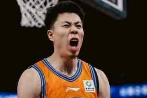 外线开火！张镇麟12投6中&三分7中3得16分2板6助 正负值达+23