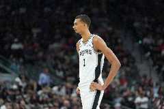 ?文班亚马只用26分13秒就得到至少40分10板5助 NBA历史最快