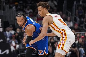 NBA彩经:尼克斯力擒老鹰拿下天王山 马刺轻取开拓者成功晋级