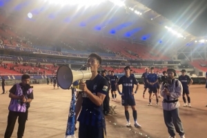 贺惯喊话球迷主动揽责:若需要责怪我来承担,我没有展现出东西