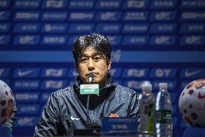 徐正源:非常开心能够再次来到中国,我和球员们进行了多次交流